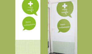 Signalétique porte pharmacie - BENELELA Studio graphique Pont-l'Abbé, Loctudy
