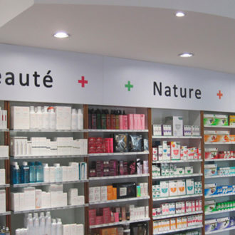 Hauts de rayon Pharmacie de Lambour